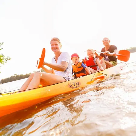Hausboot Traumzeitboot Helmut - Exklusiver Festlieger In Perfekter Lage Am Scharmuetzelsee *