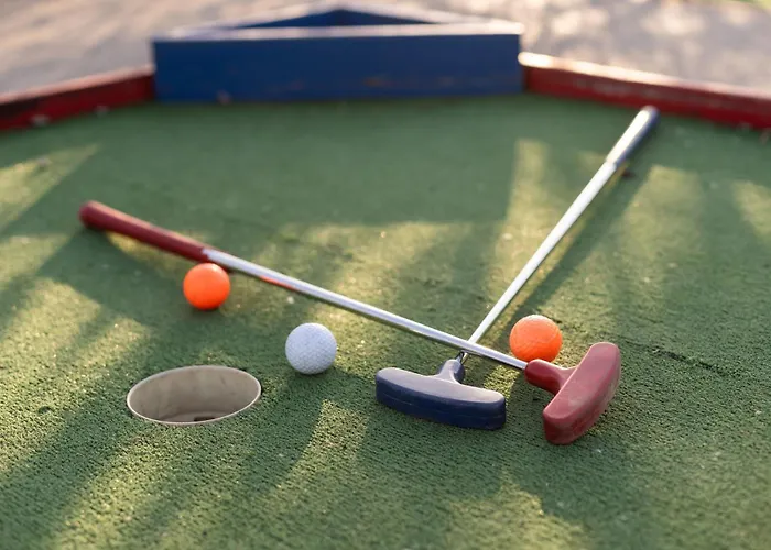 Traumzeitboot Helmut - Exklusiver Festlieger In Perfekter Lage Am Scharmuetzelsee Bad Saarow